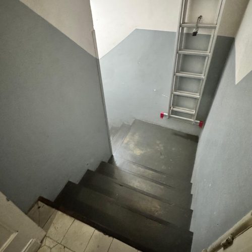 Ajustes de escadas e circulações de funcionários